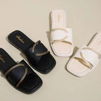 Soft Sole Flat Sandals for Women Outdoor Trendy Strappy Flip Flops Summer Beach Non-Slip Casual Shoes