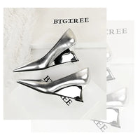 Spring Fashion Pointed Toe Pumps Woman Metal Decoration Wedges Heels Elegant Ladies Shoes