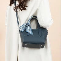 Pure Leather Cowhide Single Shoulder Crossbody Bag Ladies Handbag Fashion Bucket Bag Simple Basket Comes with Scarf