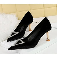 Designer Women Heels Prom Pumps Lady Velvet Pointed Toe 7cm Thin High Heels Pearl Crystal Buckle Shoes