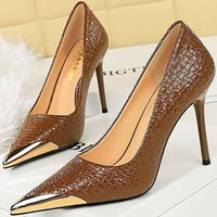 Western Style Retro 9.5cm High Heels Party Pumps Serpentine Patent Leather Shallow Metal Pointed Toe Lady Shoes Black
