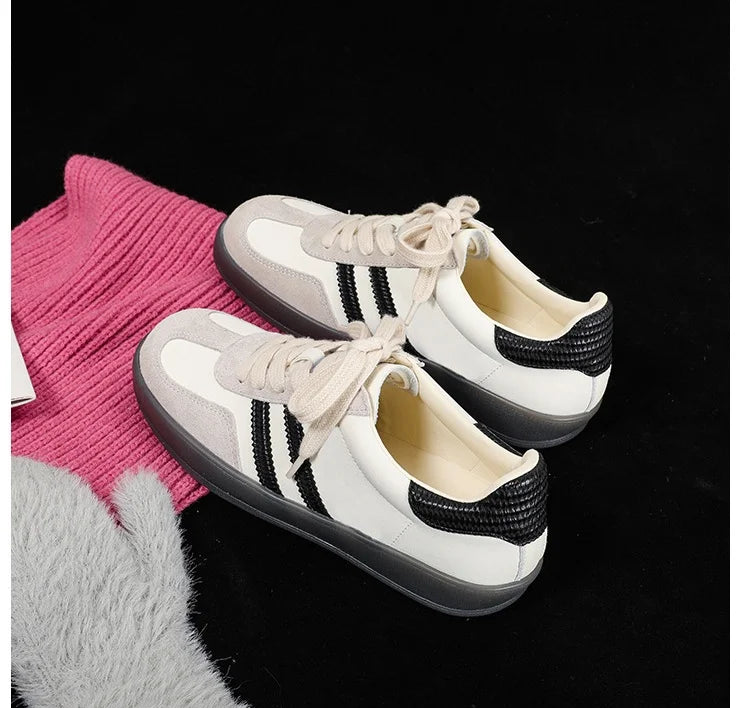 Women Tennis Sneakers Flats Ladies Fashion Lace-up Vulcanized Shoes Spring Autumn Woman Outdoor Trainers Footwear