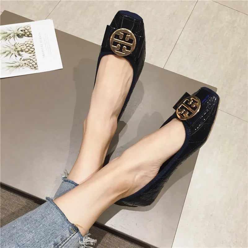 Women's Flats Shallow Work Shoes Soft Sole Non Slip Women Casual Shoes Patent Leather Breathable Women Shoes Summer