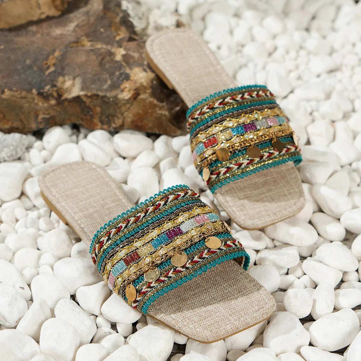Women's Sandals Summer Flat-bottomed Retro Toe Ladies Sandals