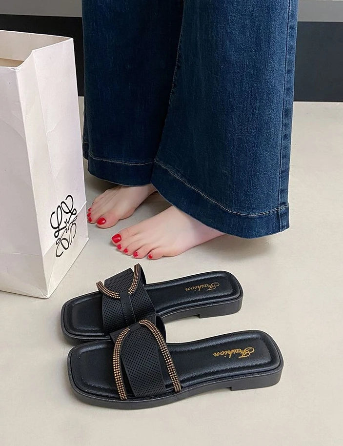 Soft Sole Flat Sandals for Women Outdoor Trendy Strappy Flip Flops Summer Beach Non-Slip Casual Shoes