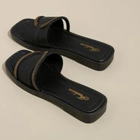 Soft Sole Flat Sandals for Women Outdoor Trendy Strappy Flip Flops Summer Beach Non-Slip Casual Shoes
