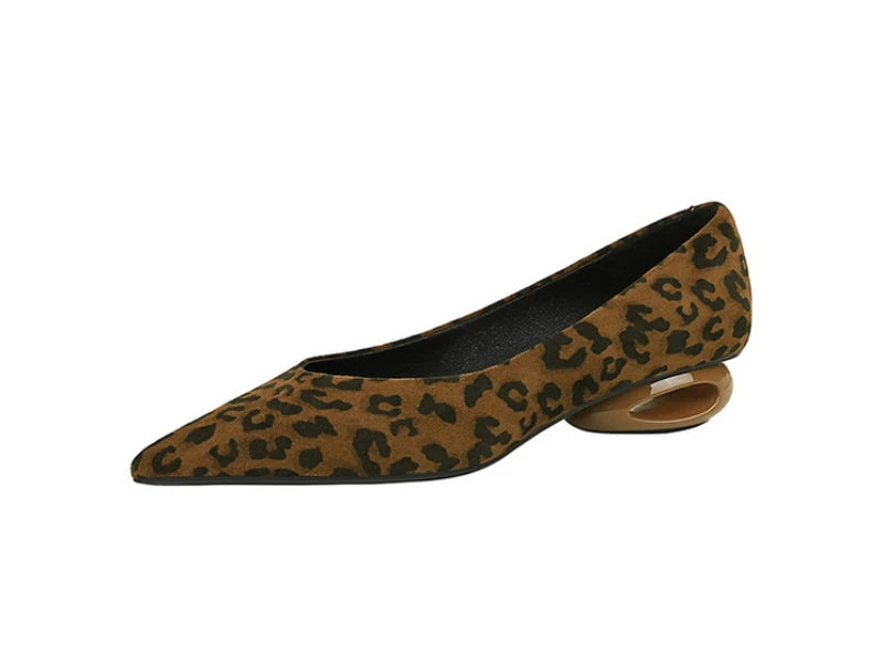 Retro Pointed Toe Suede Low Heel Shoes Shallow Mouth Hollow Heel Pedicure Shoe Daily Versatile Temperament Women's Shoes