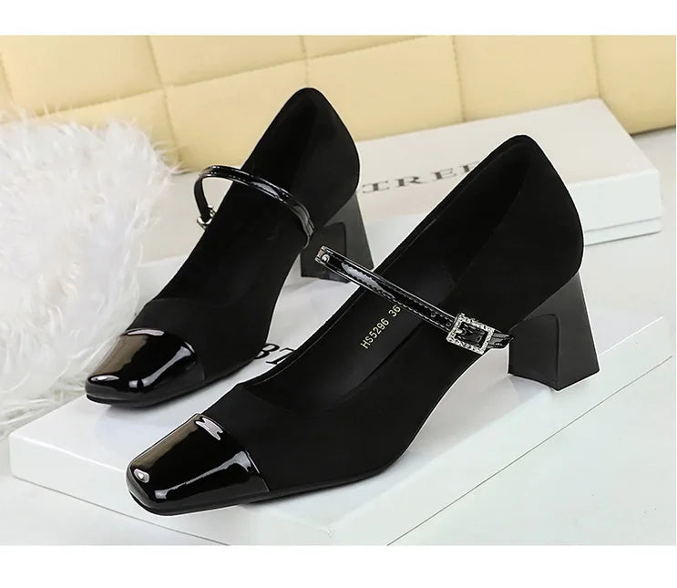Leopard Print Women Pumps Suede Middle Heel Shoes Sexy Mary Jane Shoes Rhinestone Buckle Ladies Shoe Square Head