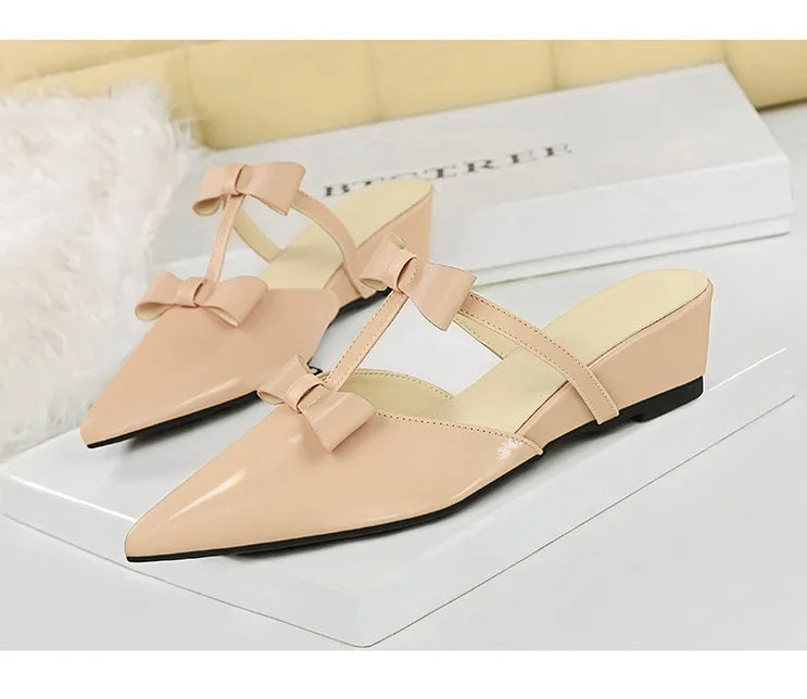 French Wedge Heel Pointed Head Sandals Versatile Bow Medium Heel Half Slippers Women