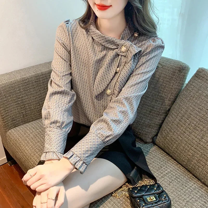 Elegant Plaid Long Sleeve Women's Shirt Vintage Design Simple Style Ageless Fashionable Top Quality Material