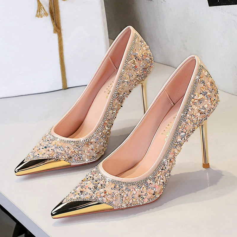 Fashion Metal Decoration Pointed Toe Woman Pumps Thin Heels Wedding Party Ladies Shoes