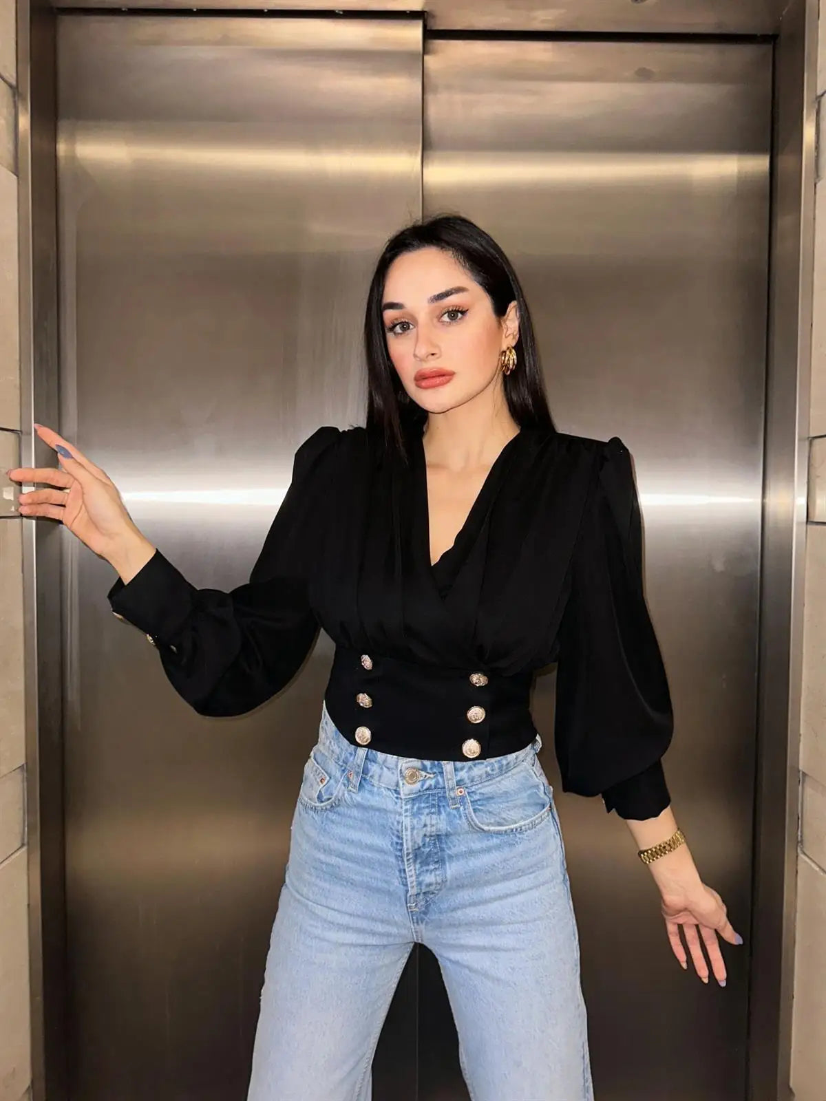 Women's Sexy V-neck Long Sleeved Short Waist Wrapped Bubble Sleeve Solid Shirt