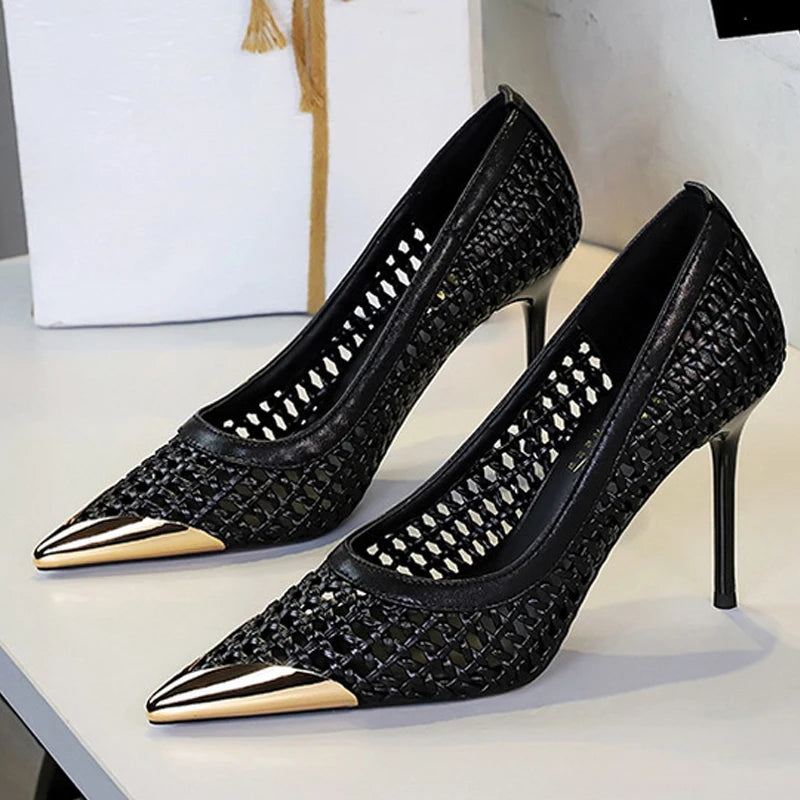 Fashion Metal Decoration Pointed Toe Pumps Woman Thin Heels Sexy Hollow Out Ladies Shoes