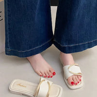 Soft Sole Flat Sandals for Women Outdoor Trendy Strappy Flip Flops Summer Beach Non-Slip Casual Shoes