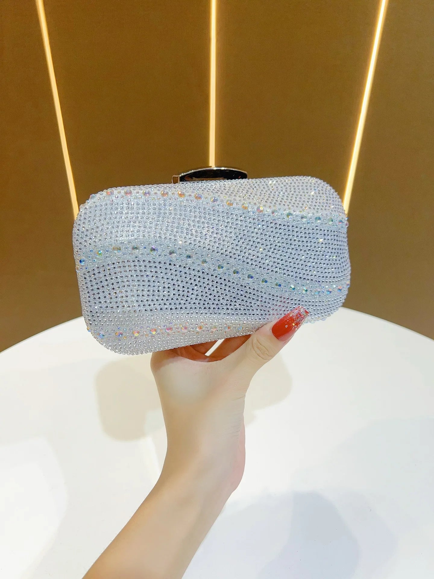 Luxury Rhinestone Clutch Bag for Women Elegant Evening Purse Fashion Crystal-Encrusted Handbag Party Shoulder Bags