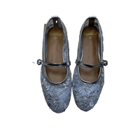 Ultra Soft Lace Breathable Flat Bottom Women's Shoes Quality Women's Casual Shoes Low Heel Floral Pattern