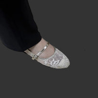 Ultra Soft Lace Breathable Flat Bottom Women's Shoes Quality Women's Casual Shoes Low Heel Floral Pattern