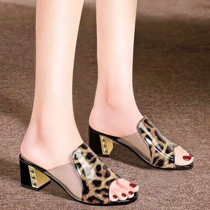 Trendy Versatile Sandals PU Material Leopard Print Women's Thick Heel Slippers for External Wear Natalia Home Fashion    Natalia Home Fashion