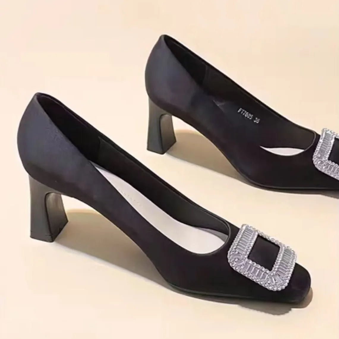 Women's Slip-On Chunky Medium Heel Versatile Boat Shoes Square Buckle Rhinestone Single Shoes