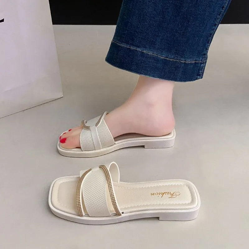 Soft Sole Flat Sandals for Women Outdoor Trendy Strappy Flip Flops Summer Beach Non-Slip Casual Shoes