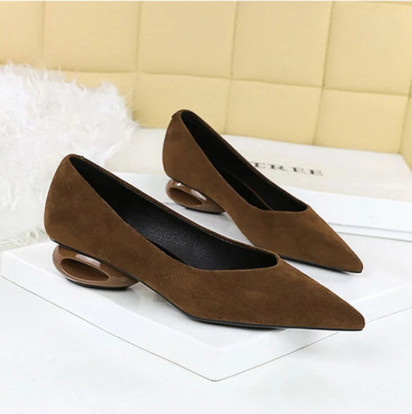Retro Pointed Toe Suede Low Heel Shoes Shallow Mouth Hollow Heel Pedicure Shoe Daily Versatile Temperament Women's Shoes