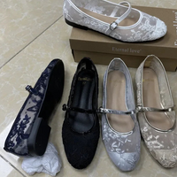 Ultra Soft Lace Breathable Flat Bottom Women's Shoes Quality Women's Casual Shoes Low Heel Floral Pattern