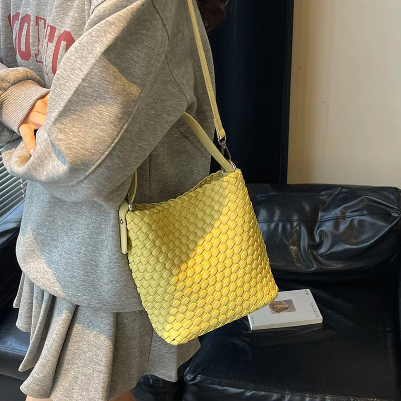 High Quality Design Shoulder Bag, Leisure And Portable Fashionable Women's Handbag, Women's Chain Strap Crossbody Bag