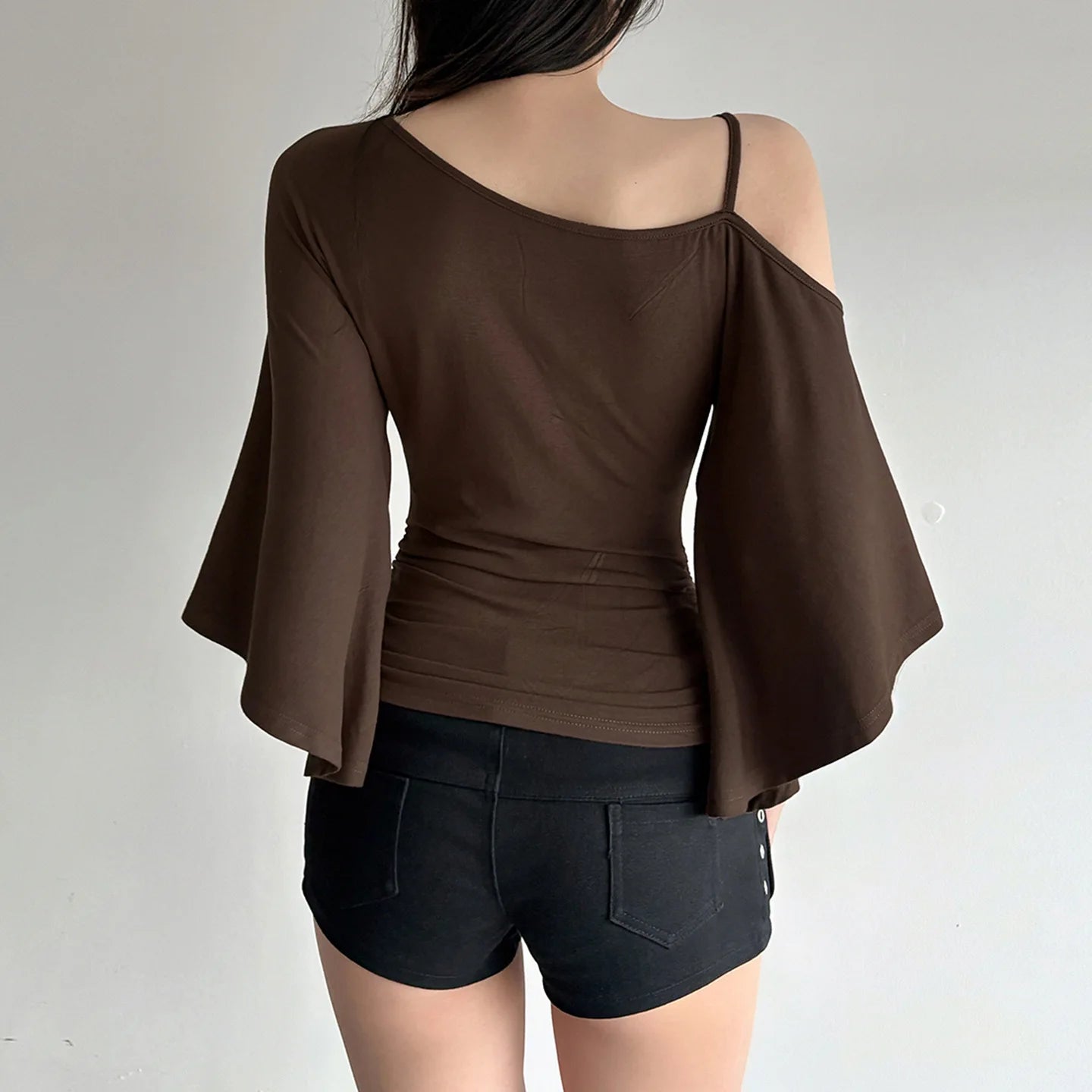 Brown Retro Spice Girl T-shirt Collar Pleated Off Shoulder Beaded Slanted Short Sleeved Summer Casual Slimming Fit Top for Women
