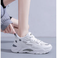 Women's Casual Breathable Leather Sneakers Versatile Flat Heel Shock Absorption Comfortable and Fashionable Shoes