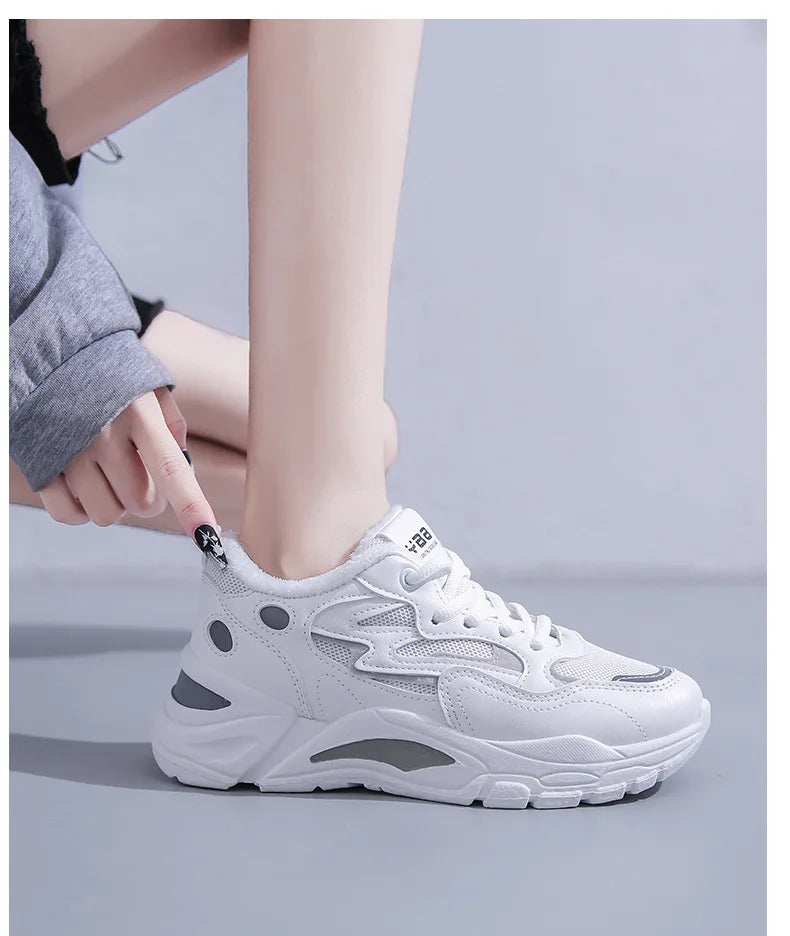Women's Casual Breathable Leather Sneakers Versatile Flat Heel Shock Absorption Comfortable and Fashionable Shoes