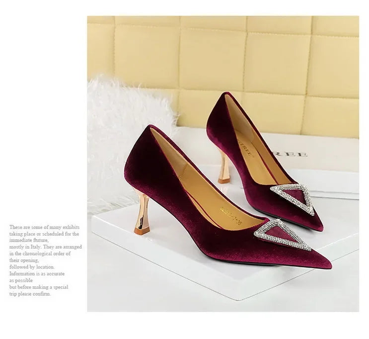 Designer Women Heels Prom Pumps Lady Velvet Pointed Toe 7cm Thin High Heels Pearl Crystal Buckle Shoes