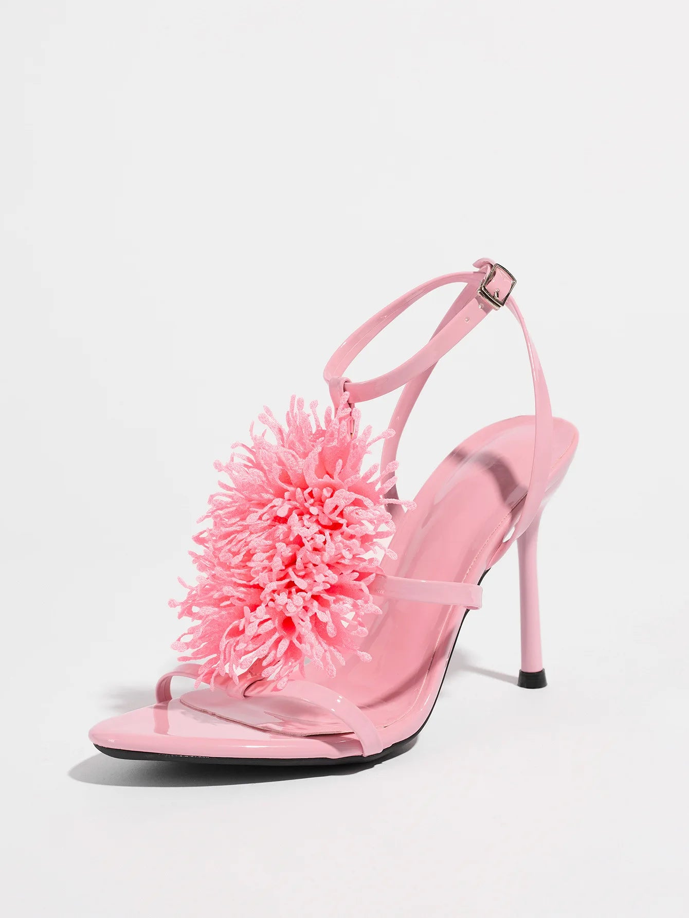 Ladies High Heel Sandals with 3D Fluffy Flower Decorations round Toe Thin Heel Spring Summer Night Club Fashionable Party Shoes