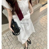 Round Toe Mary Jane Shoes Leather Grape Pattern Retro Style Hollow Weave Upper Low Heel Slip-On Retro Flats