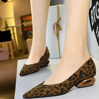 Retro Pointed Toe Suede Low Heel Shoes Shallow Mouth Hollow Heel Pedicure Shoe Daily Versatile Temperament Women's Shoes