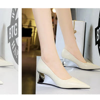 Spring Fashion Pointed Toe Pumps Woman Metal Decoration Wedges Heels Elegant Ladies Shoes