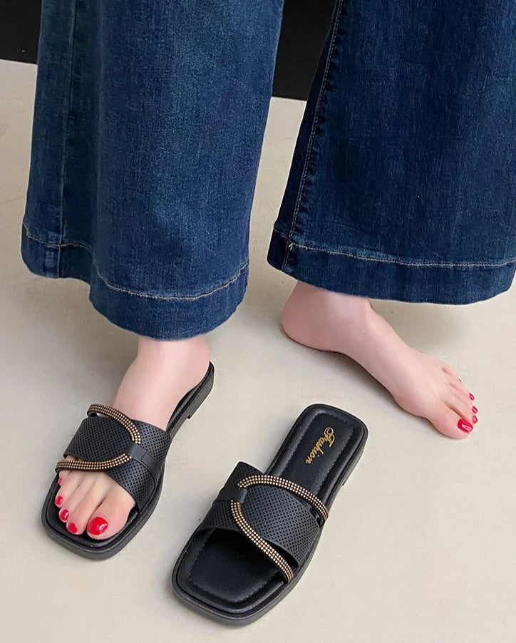 Soft Sole Flat Sandals for Women Outdoor Trendy Strappy Flip Flops Summer Beach Non-Slip Casual Shoes