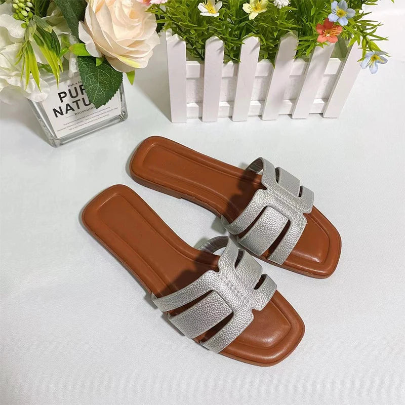 Fashion Design Slippers Outdoor Leisure Versatile And Comfortable Luxury Brand Simple Flat Bottom Square Head Slippers