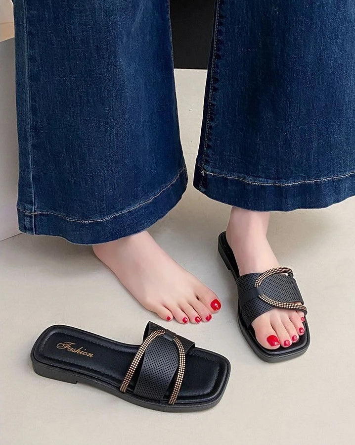 Soft Sole Flat Sandals for Women Outdoor Trendy Strappy Flip Flops Summer Beach Non-Slip Casual Shoes