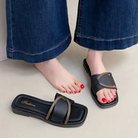 Soft Sole Flat Sandals for Women Outdoor Trendy Strappy Flip Flops Summer Beach Non-Slip Casual Shoes