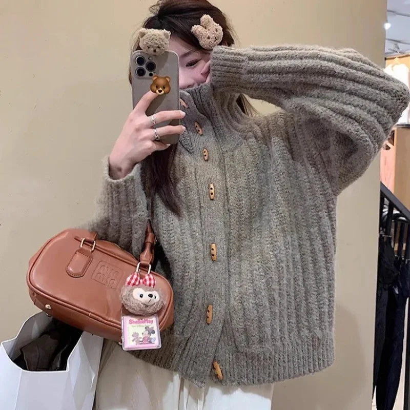 Vintage Soft And Supple Design Sensibility Horn Button polo/turtle Neck Women's Winter Idle Style Loose-Fit Thickened Knitted Ca