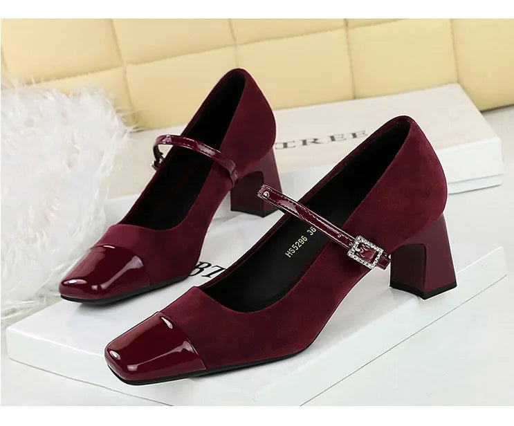 Leopard Print Women Pumps Suede Middle Heel Shoes Sexy Mary Jane Shoes Rhinestone Buckle Ladies Shoe Square Head
