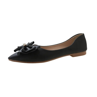 Soft Bottom Flat Casual Women's Shoes Butterfly Knot Slip-On Simple Design Shoes  Synthetic Leather