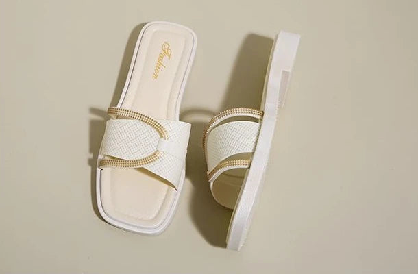 Soft Sole Flat Sandals for Women Outdoor Trendy Strappy Flip Flops Summer Beach Non-Slip Casual Shoes