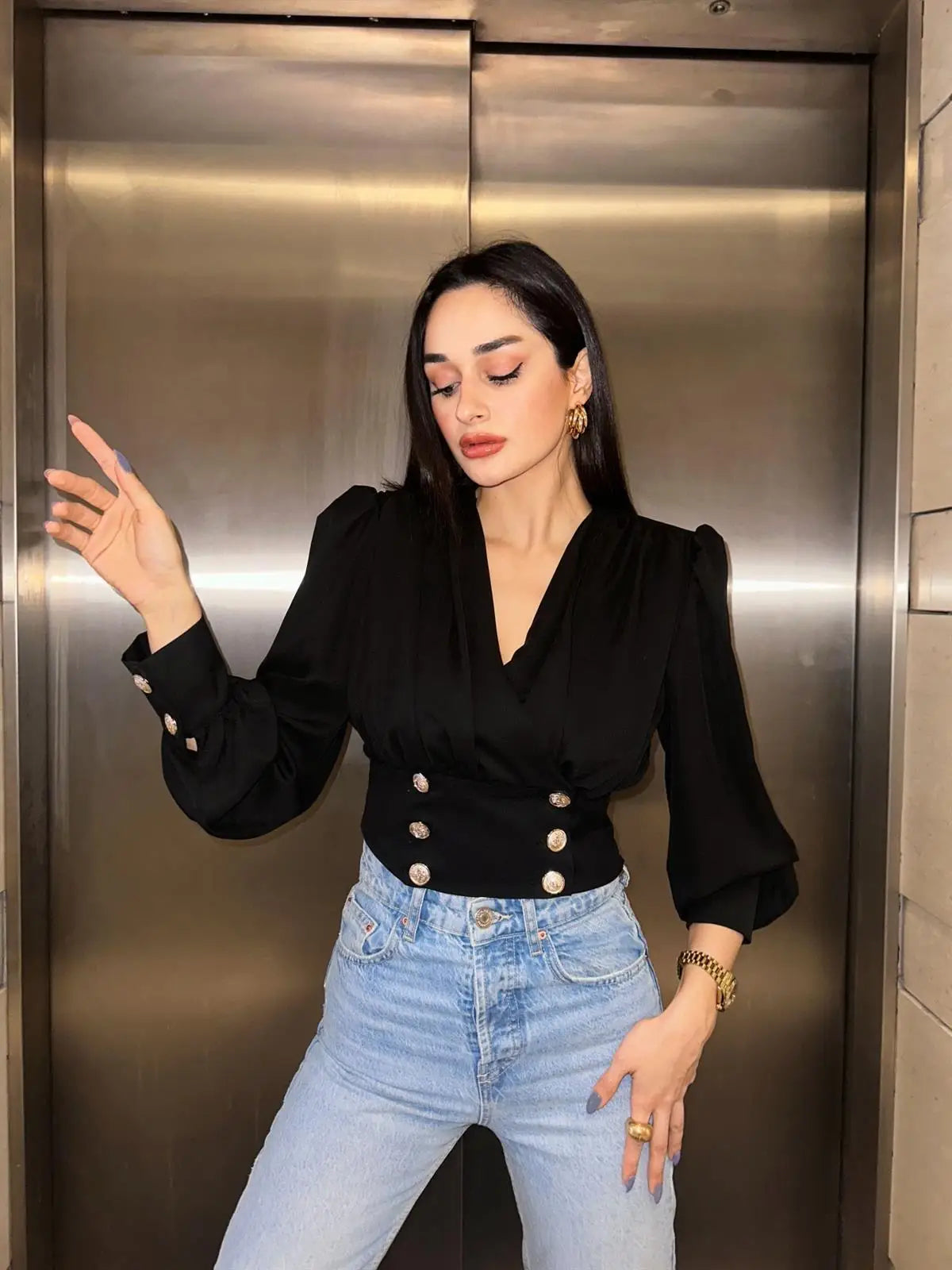 Women's Sexy V-neck Long Sleeved Short Waist Wrapped Bubble Sleeve Solid Shirt