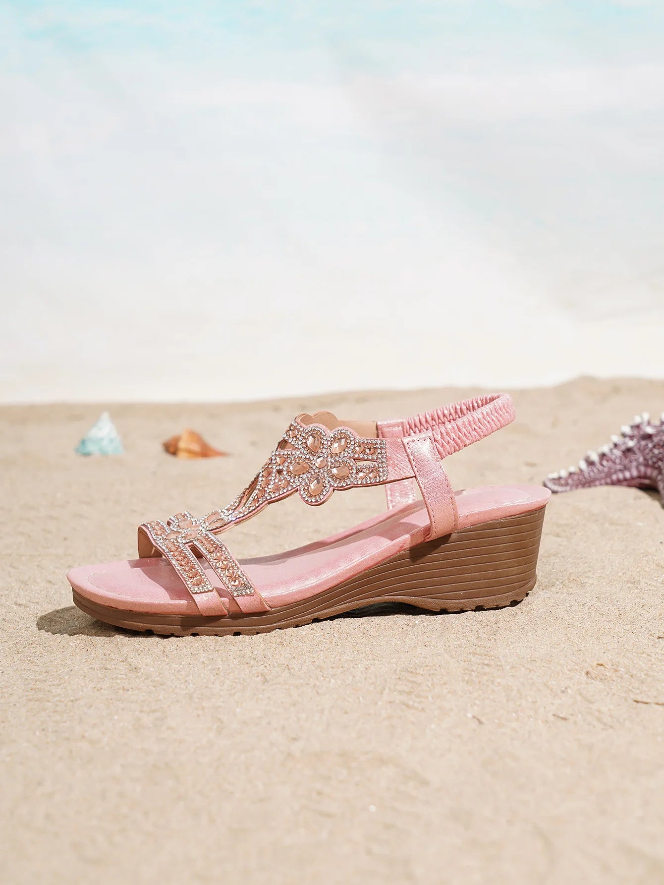 Bohemian Style Thick Heel Sandals Summer Fashion Beach Diamond Women's Shoes round Head Roman Style PU Leather Roman Sandals