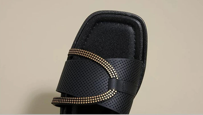 Soft Sole Flat Sandals for Women Outdoor Trendy Strappy Flip Flops Summer Beach Non-Slip Casual Shoes