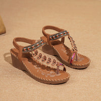 Bohemian Style Women's Sandals Summer Fashion Beach Slope Heel Slippers Beaded Diamond Slip-On round Toe PU Lined Mid Heel