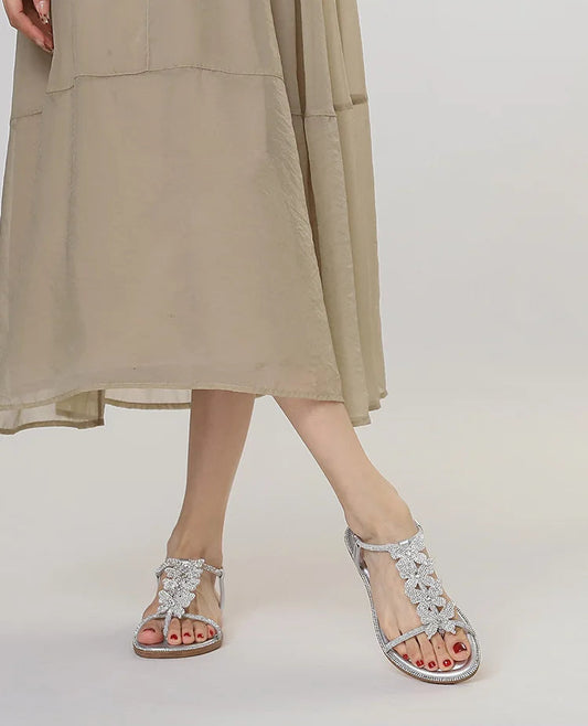 Single-strap rhinestone bow flat sandals, new summer fashion, simple and stylish, suitable for outdoor wear, Roman beach shoes