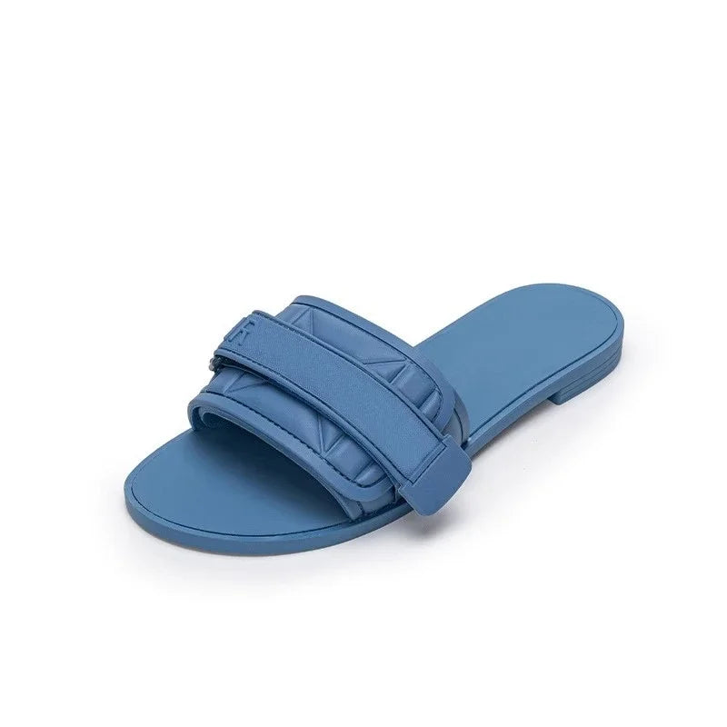 Fashionable and casual one-word flip-flops for women with lettered buckles and a flat bottom - Natalia Home Fashion