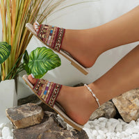 Women's Sandals Summer Flat-bottomed Retro Toe Ladies Sandals